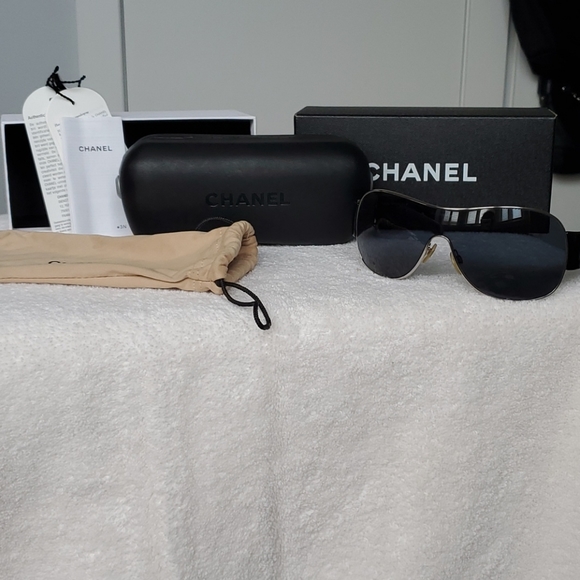 Vintage Chanel Aviator Sunglasses - Picture 1 of 8